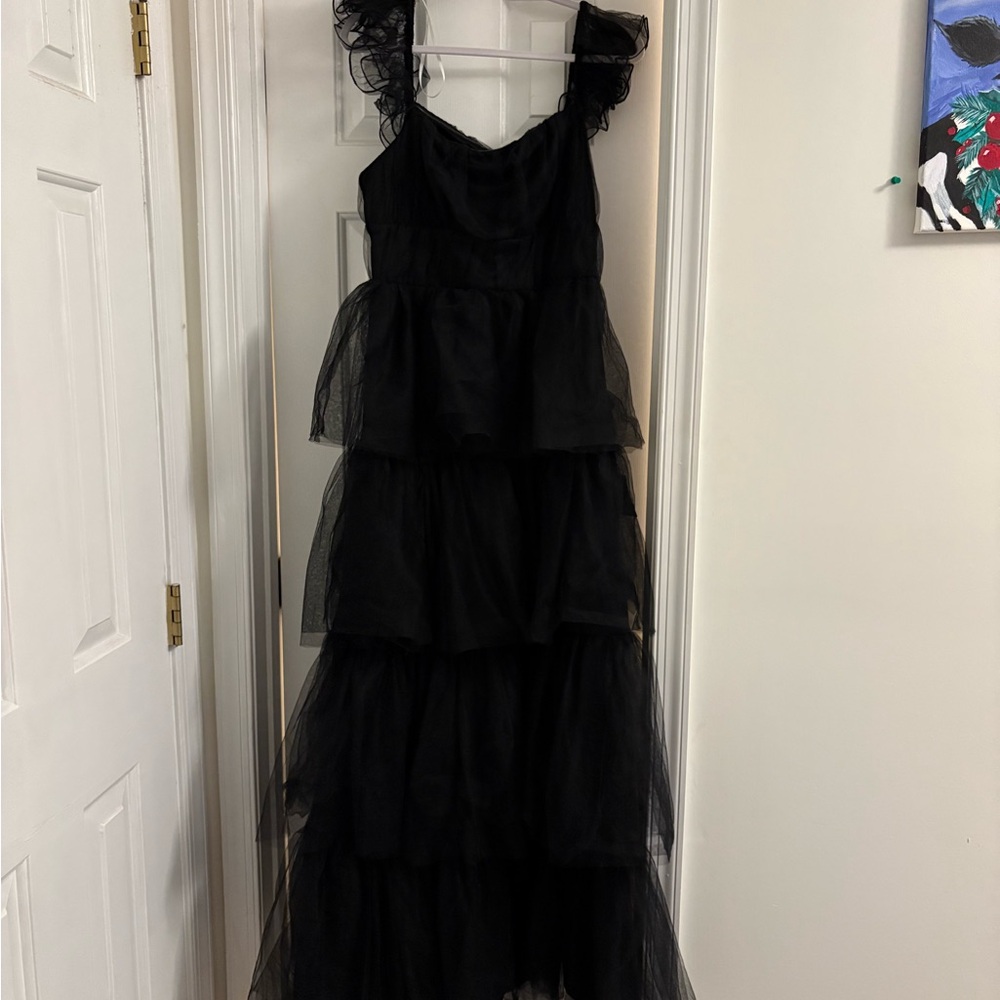 Lulu's Black Tiered Formal Dress